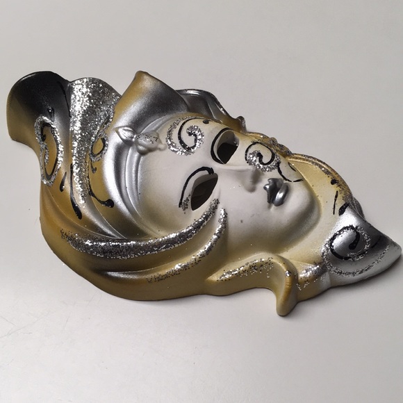 La Maschera Del Gsleone Hand Made Mask - Picture 7 of 8